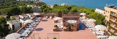 ¿Unas vacaciones en Salou? Con hotel 3* cerca del mar