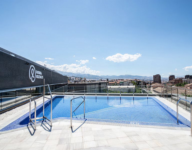 ¡La escapada que estás esperando! Granada en hotel 4*