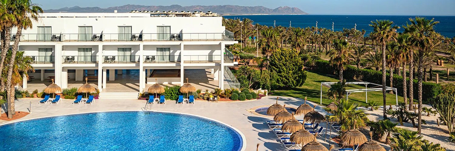 Primera línea de playa: hotel 4* en la Costa de Almería
