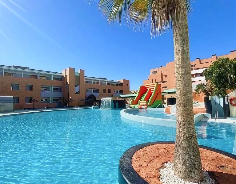 Roquetas de Mar: vacaciones con sabor andaluz en hotel 4*