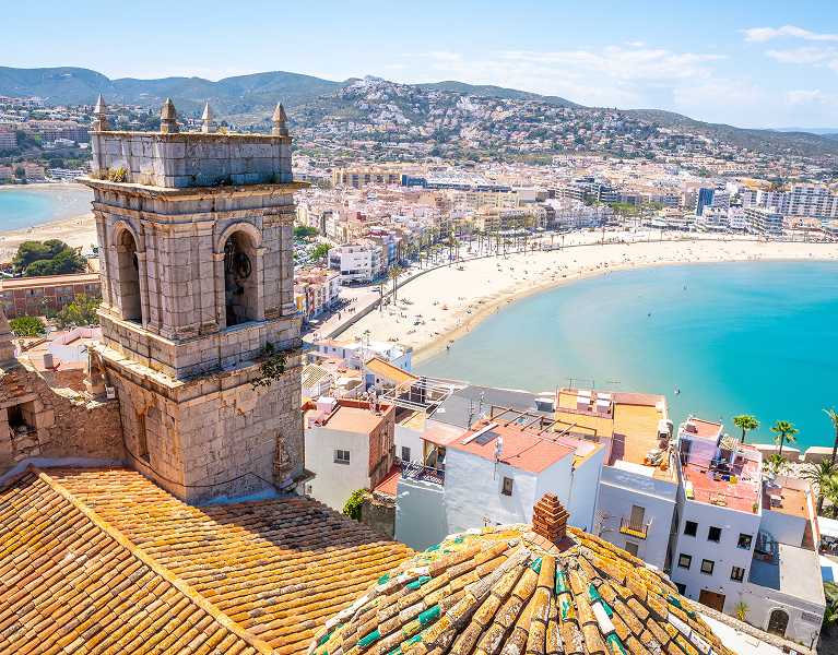 ¡Escápate a Peñíscola! El confort de tu apartamento en la Costa Azahar