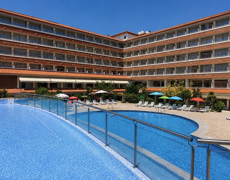Blanes en familia: despide el verano en la Costa Brava ¡con niños GRATIS!