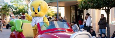 Madrid con extra de adrenalina: ¡Añade tu entrada al Parque Warner!