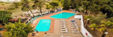 De los patios a la mezquita, descubre los encantos de Córdoba en un hotel con piscina