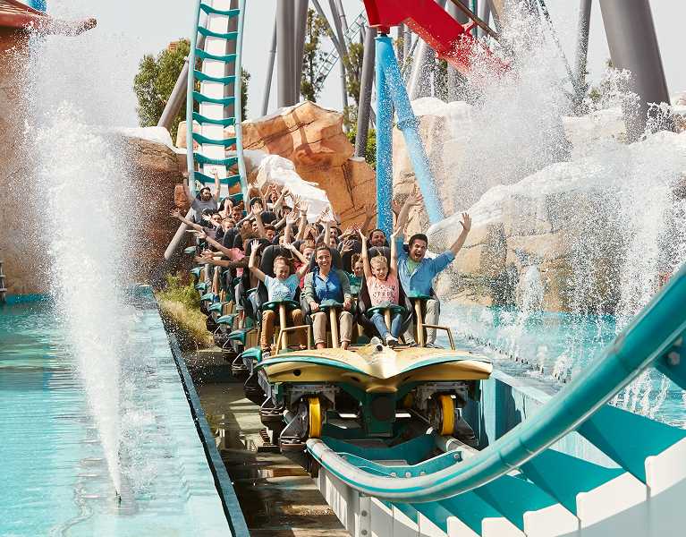 PortAventura World: hotel 4* dentro del parque y emociones ilimitadas
