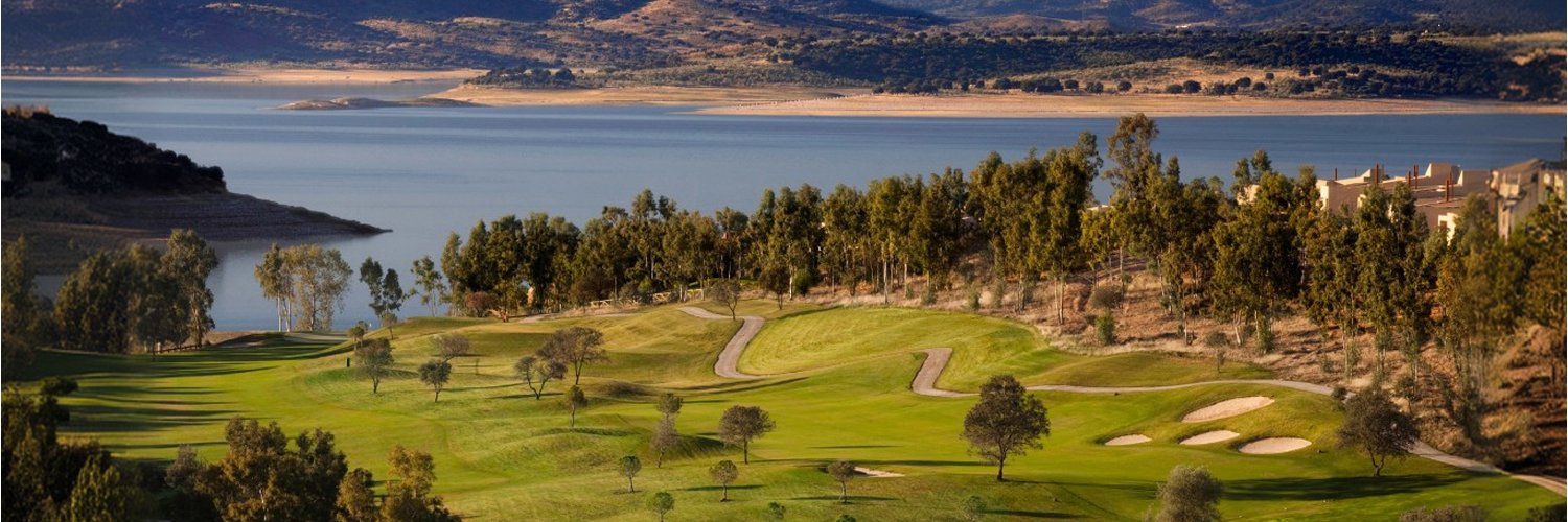 Resort 4* en una isla privada de Cáceres ¡Una escapada para desconectar!