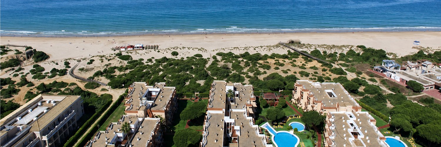 ¡Última llamada al verano! Cádiz en aparthotel 4* junto a la playa