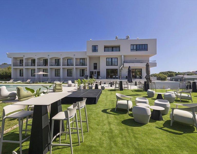 Hotel recién reformado en un entorno único de las Rías Baixas