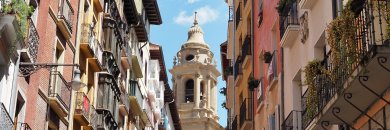¡Desconecta en Pamplona! Hotel 4* y acceso wellness incluido