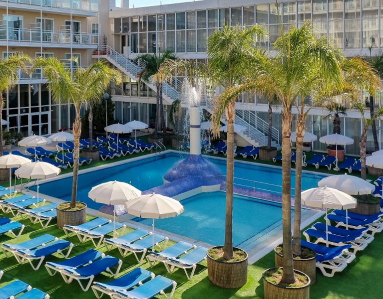 ¡El verano todavía no ha terminado! Hotel 4* en Platja d'Aro