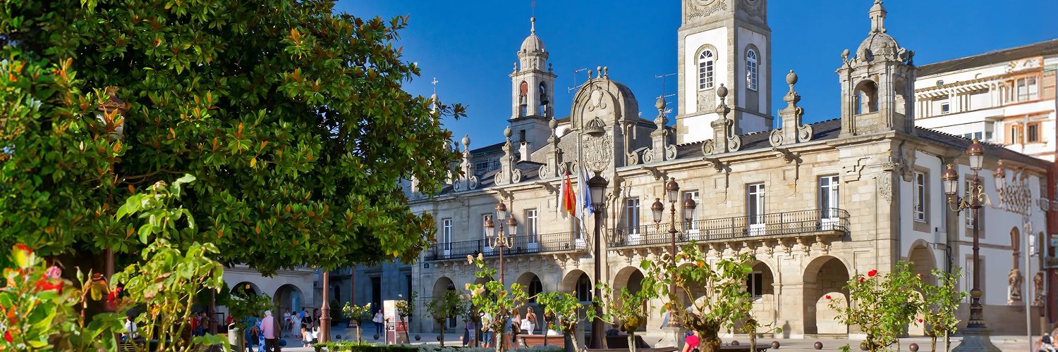 Descubre Lugo y pasea por su icónica muralla con esta oferta 4*
