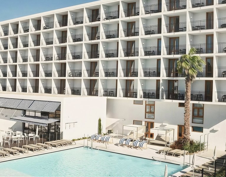 Hotel 4* Adults Recommended en Salou: despide el verano entre playas y tranquilidad