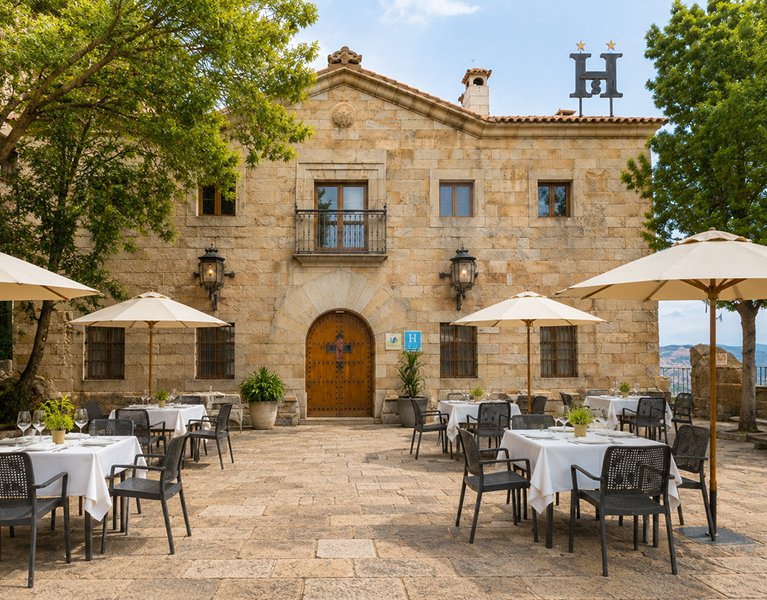 Naturaleza en estado puro ¡Descubre Sierra de Andújar desde un antiguo Parador!