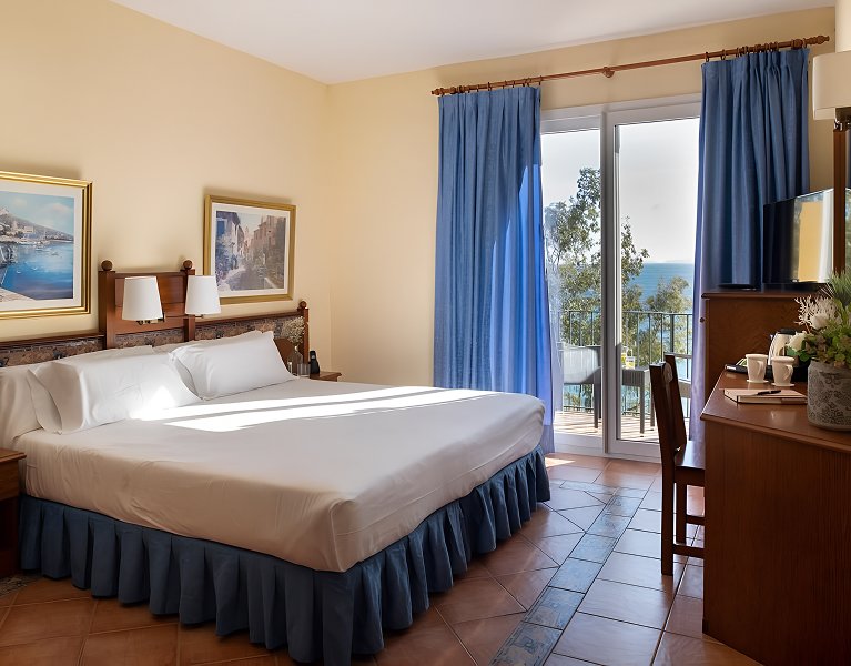 ¡Un balcón a la Costa Brava! Escápate a Roses en primera línea