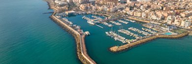 ¿El lugar perfecto en la Costa de Almería? ¡Descubre Roquetas!