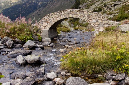 Disfruta Andorra entre montañas y burbujas: hotel 4* con spa incluido - Destino