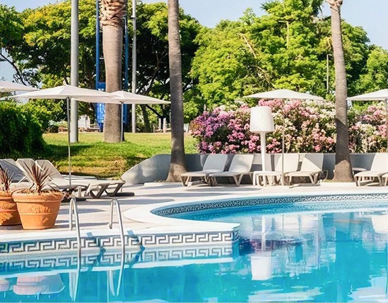 ¡Dale un aire nuevo a tus vacaciones! Hotel 4* Superior recién reformado en el Maresme
