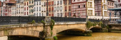¡Escápate al País Vasco francés! Descubre Bayona y sus alrededores