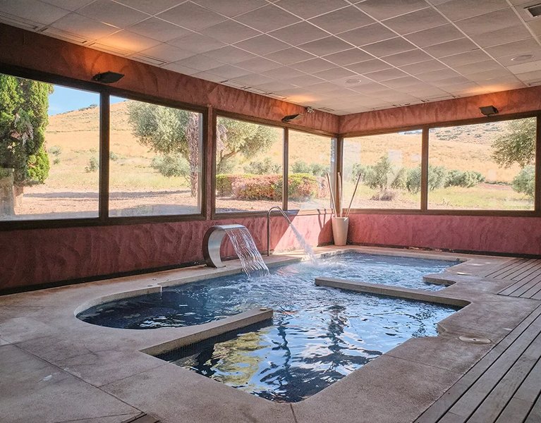 Toledo a todo lujo: hotel 4* en un entorno único ¡Spa incluido!