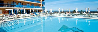 Fuengirola en primera línea de mar en hotel 4* ¡Adults Recommended!