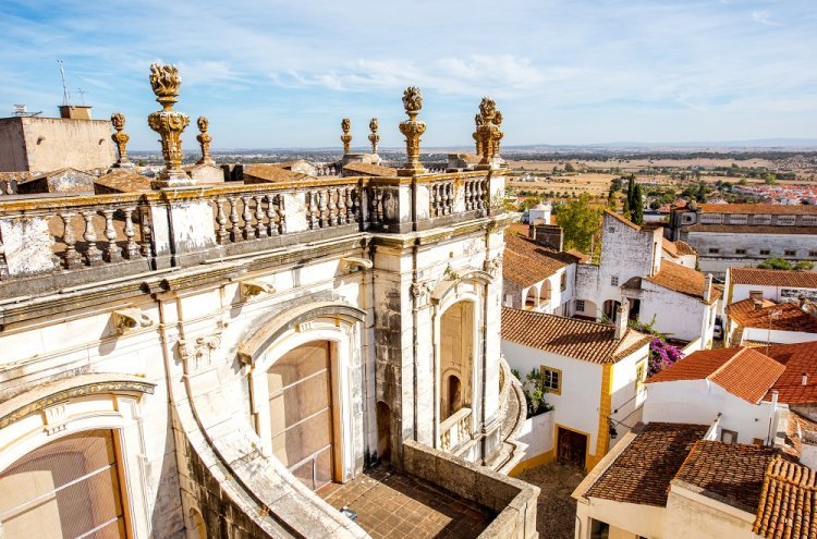 Descubre Évora: la joya del Alentejo en Portugal - Destino
