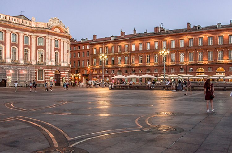 ¡La Navidad llega a La Ville Rose! ¿Te escapas a Toulouse? - Destino