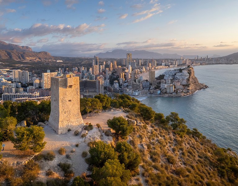 ¡Vive las Fiestas Patronales de Benidorm!