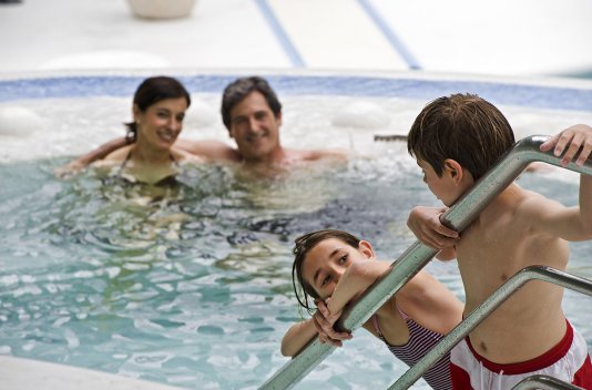 Hotel 4* céntrico en Andorra con Caldea - Destino