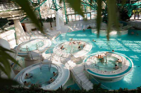 Hotel 4* céntrico en Andorra con Caldea - Destino