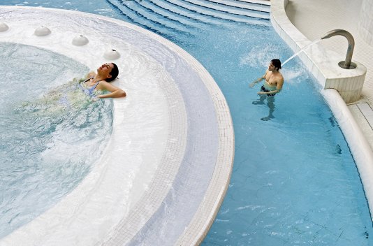 Hotel 4* céntrico en Andorra con Caldea - Destino