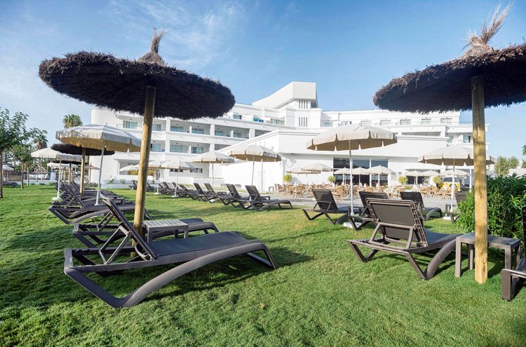 Vacaciones en Hotel 4* con Media Pensión en Rota (Cádiz) - Destino