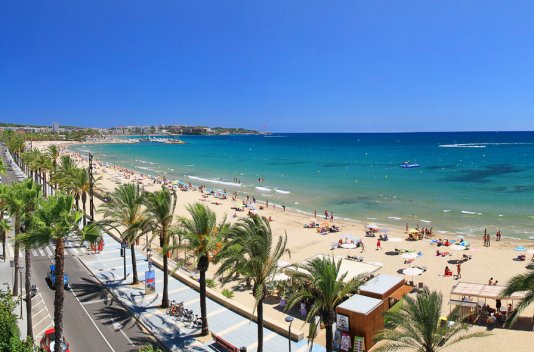 1ª línea de playa en Hotel 4* en la Pineda - Destino