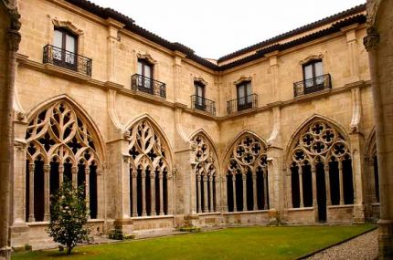 Oviedo Gastronómico (Astúrias) - Destino