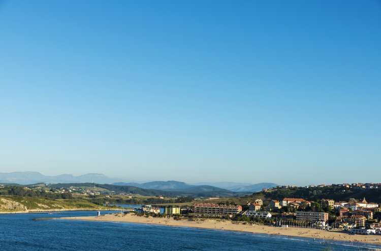 Escapada a Suances con Media Pensión (Cantabria) - Destino